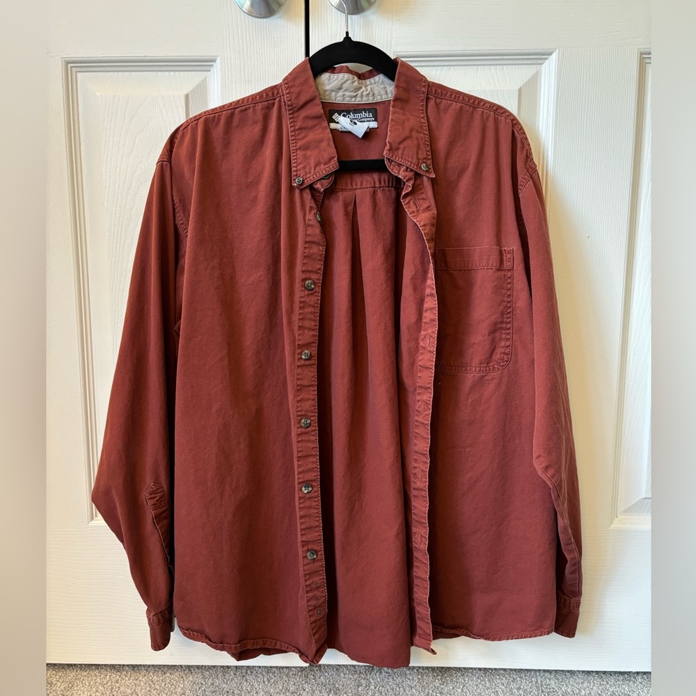 Columbia Men's Brick Red Shirt